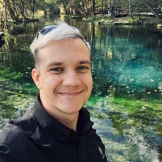 Аватар канала «Артем Виталич Физика ЕГЭ и Олимпиады | Школково»