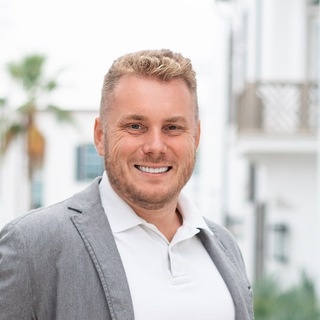 Аватар канала «Недвига 🇺🇸 Юрасов»