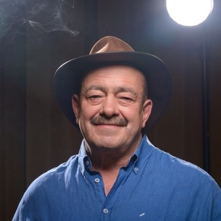 Аватар канала «Михаил Кожухов: «тот самый мужик с усами»»