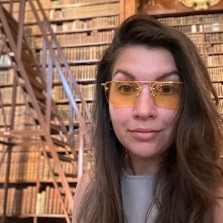 Аватар канала «Аня Пясецкая|HR,Карьера,Управление командой»