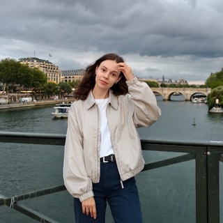 Аватар канала «Настя Коржева | Обществознание ЕГЭ и ОГЭ | 100балльный репетитор»